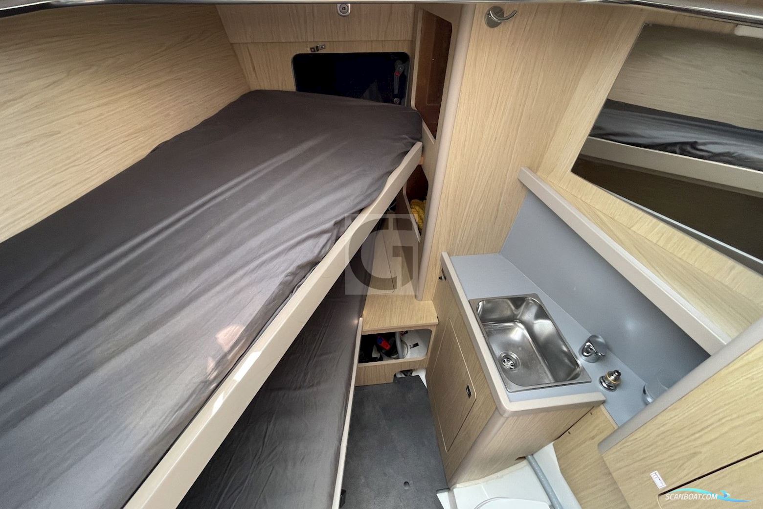 Beneteau Oceanis 55
