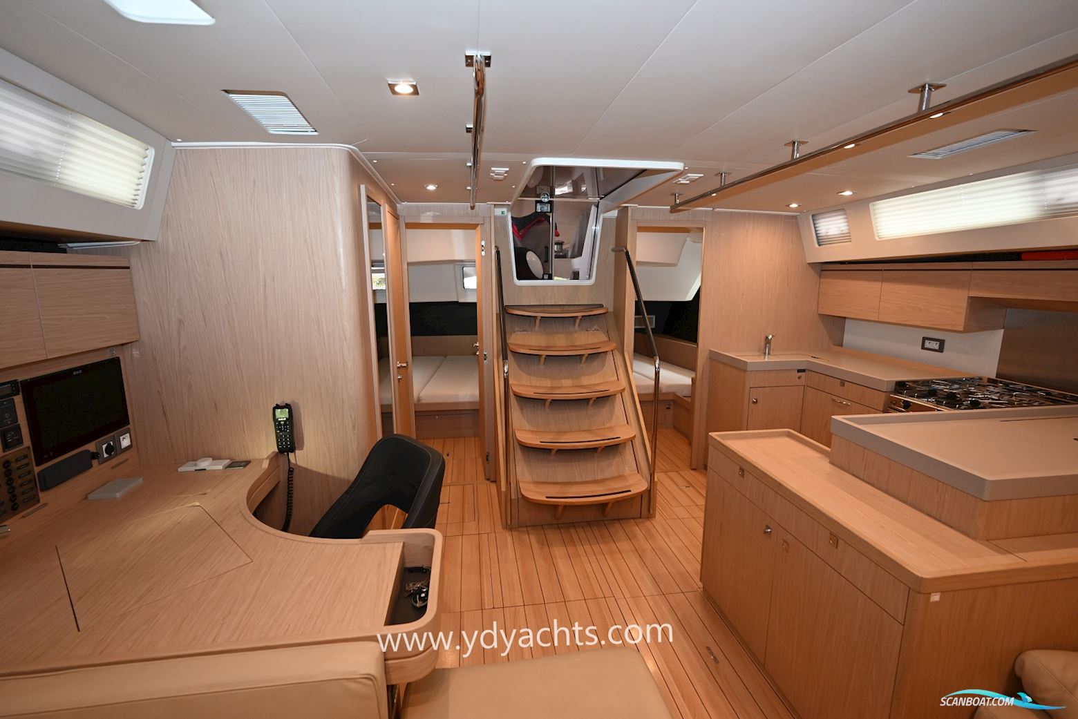 Beneteau Oceanis 55.1 Owner's Version
