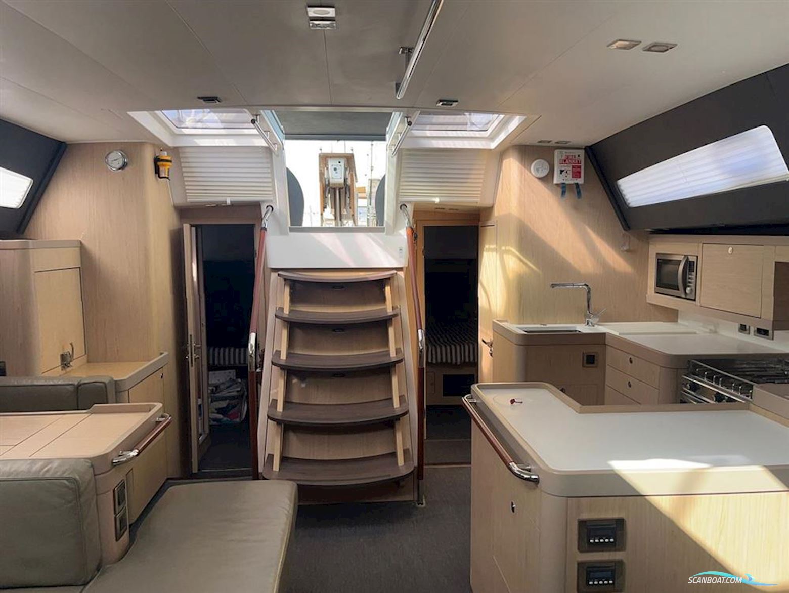 Beneteau Oceanis 60