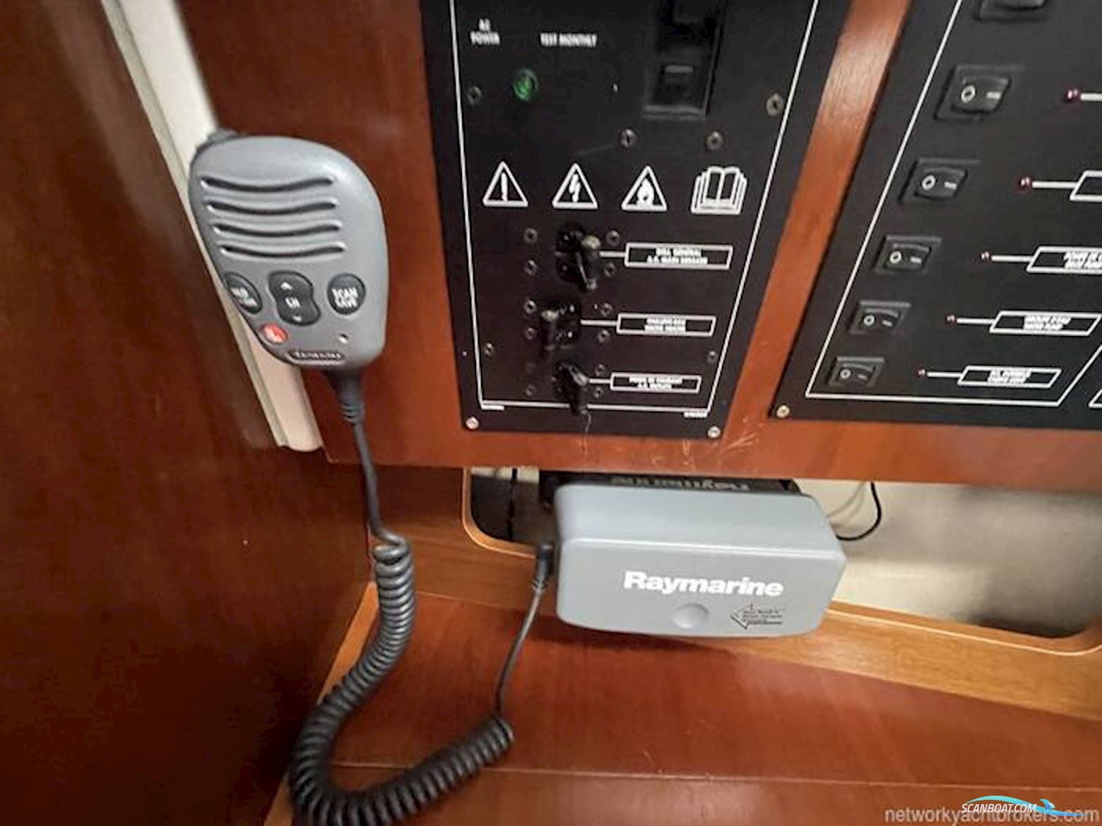 Beneteau Oceanis Clipper 321