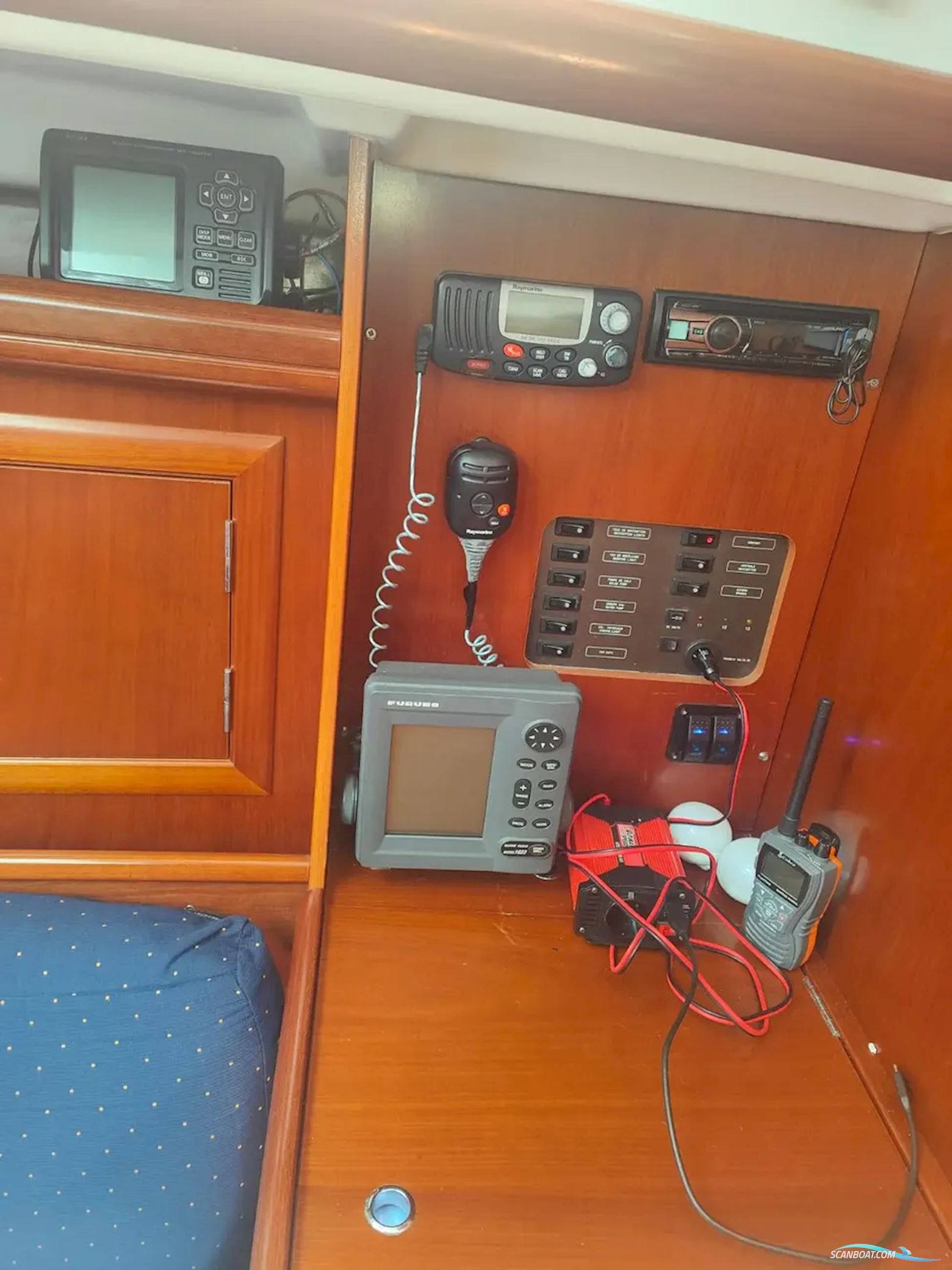 Beneteau Oceanis Clipper 323