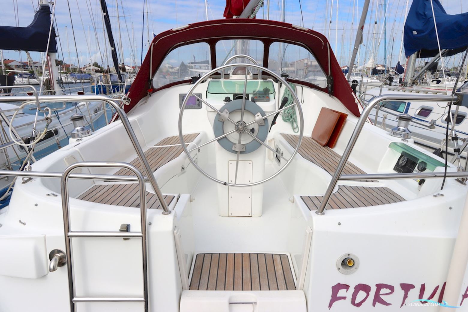 Beneteau Oceanis Clipper 331 Lifting Keel