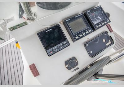 Beneteau Oceanis Clipper 331 Sejlbåd 2000, med VOLVO PENTA motor, Spanien