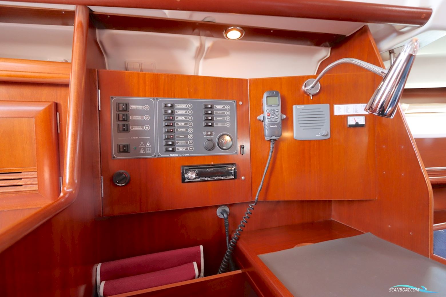 Beneteau Oceanis Clipper 373