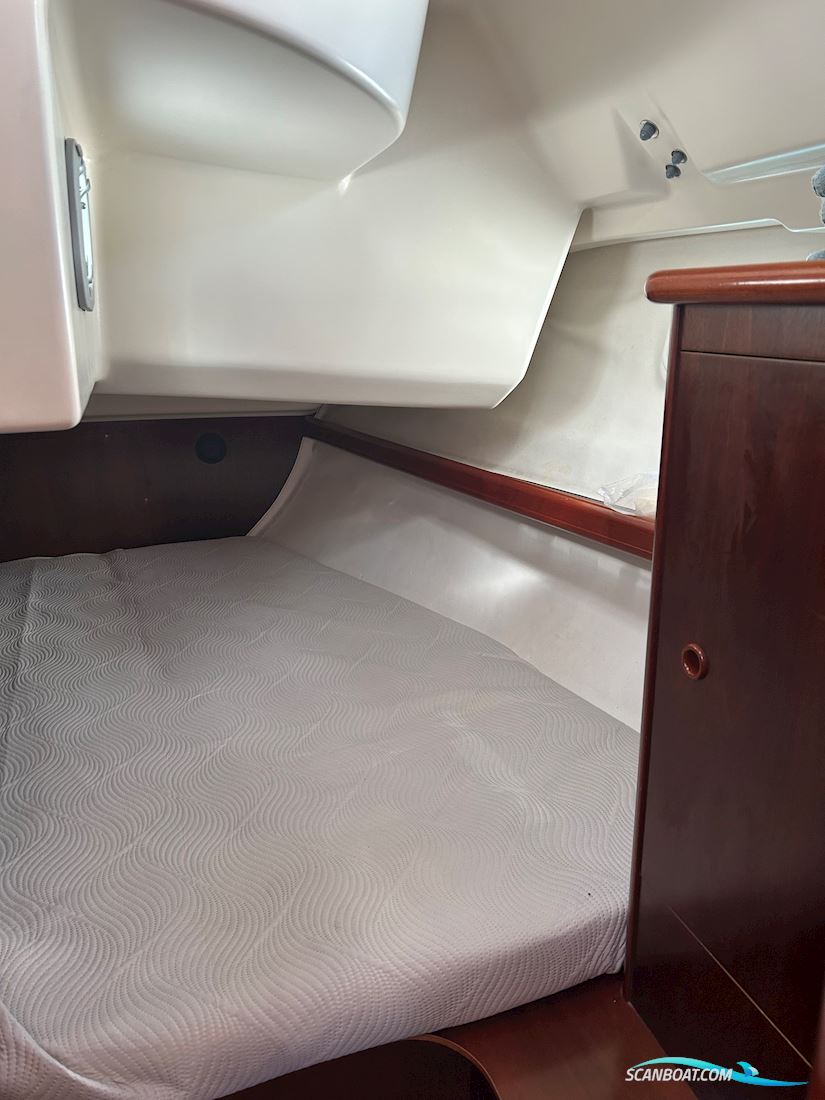 Beneteau Oceanis Clipper 381