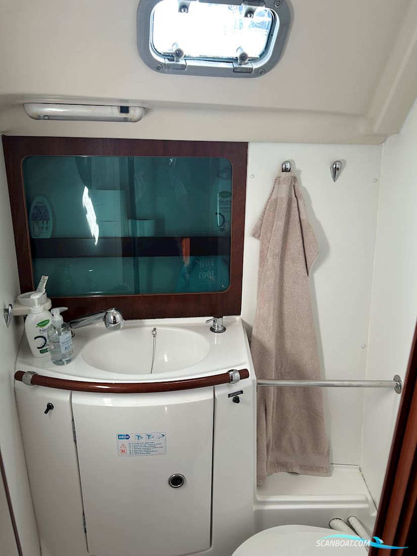 Beneteau Oceanis Clipper 381