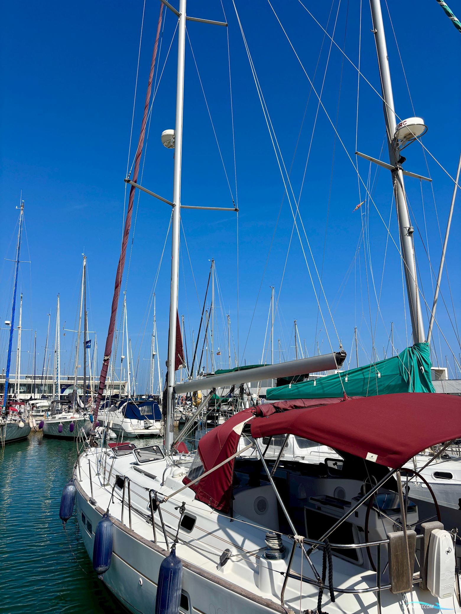 Beneteau Oceanis Clipper 411