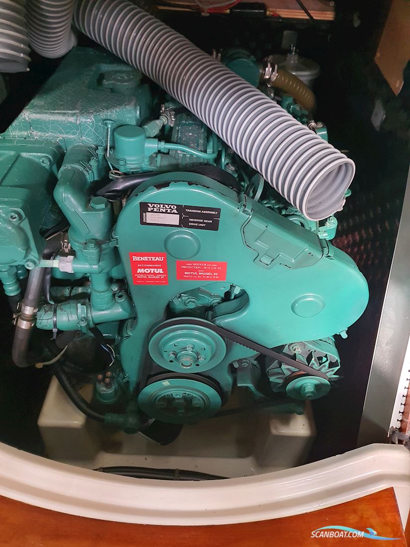 Beneteau Oceanis Clipper 411