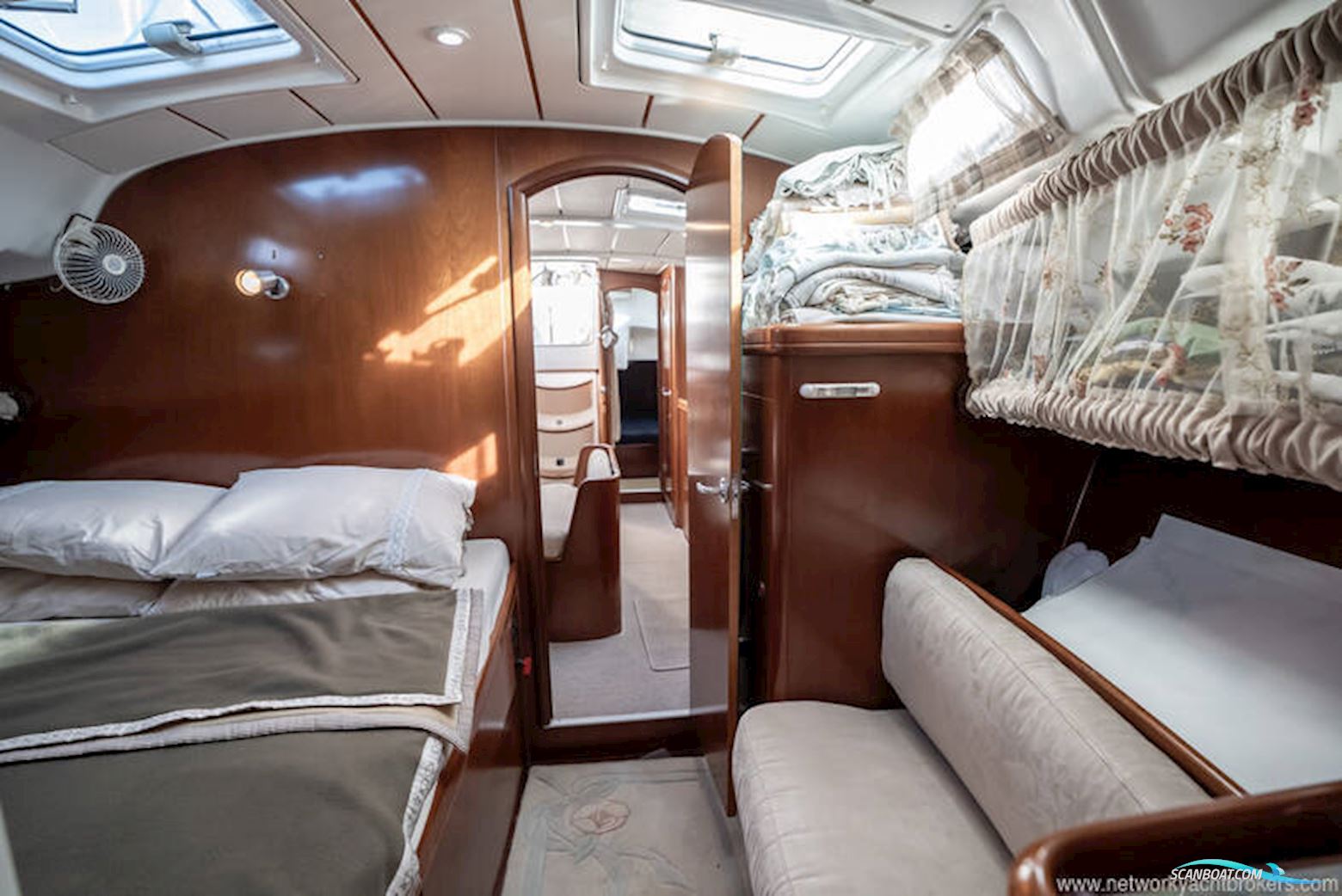 Beneteau Oceanis Clipper 411