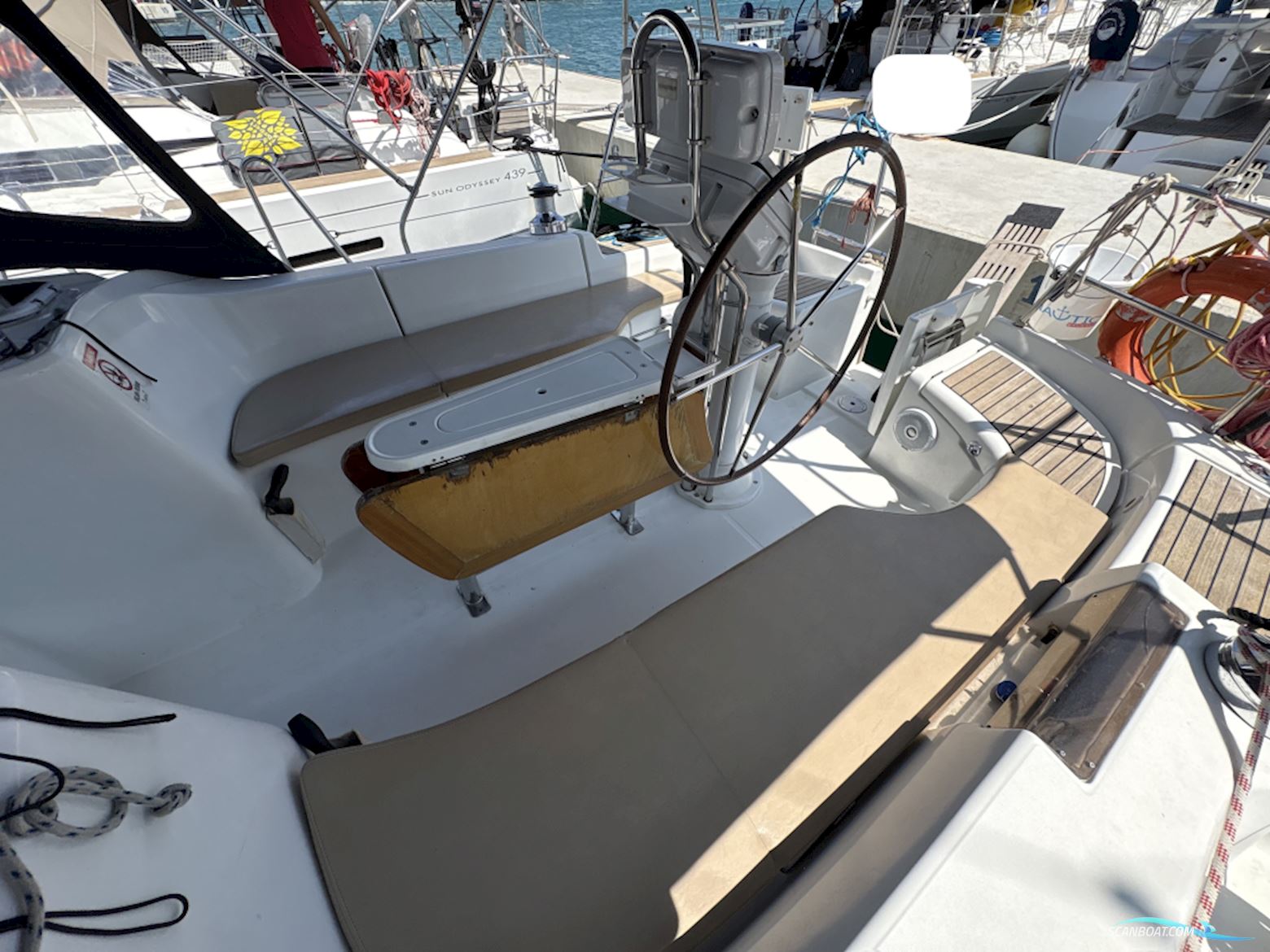 Beneteau Oceanis Clipper 423
