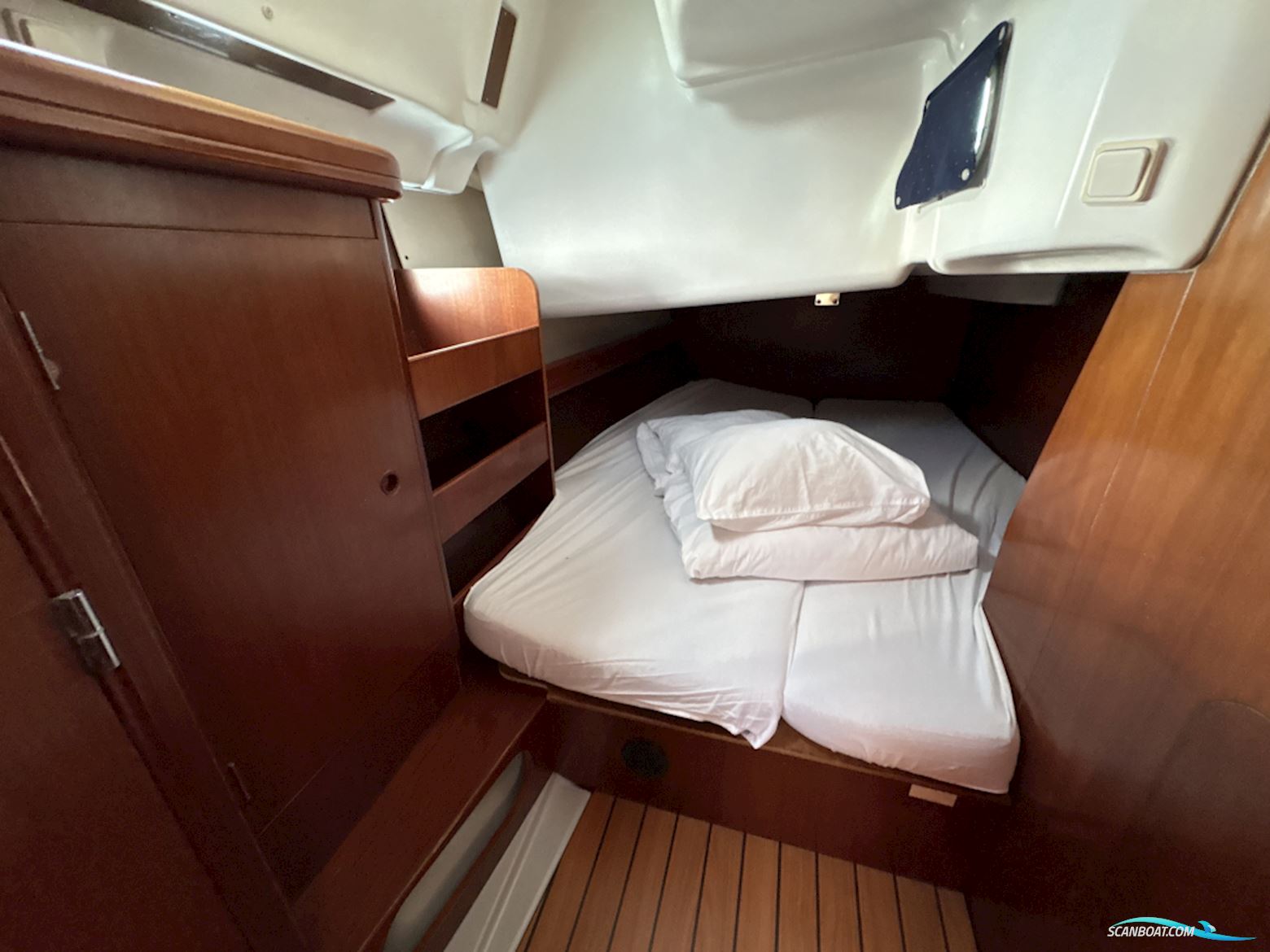 Beneteau Oceanis Clipper 423