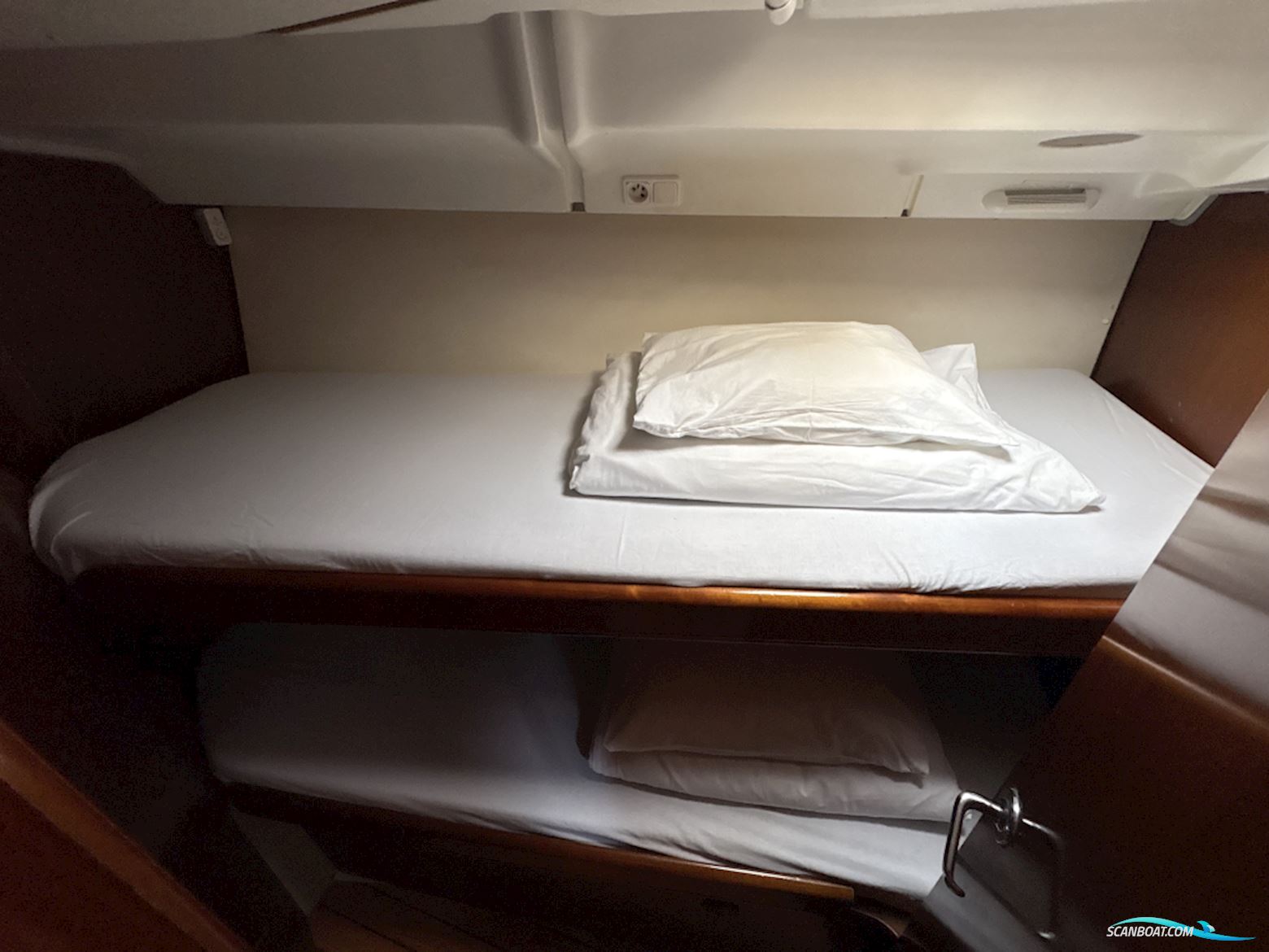 Beneteau Oceanis Clipper 423