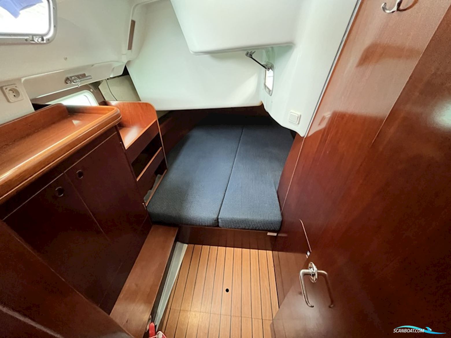 Beneteau Oceanis Clipper 423