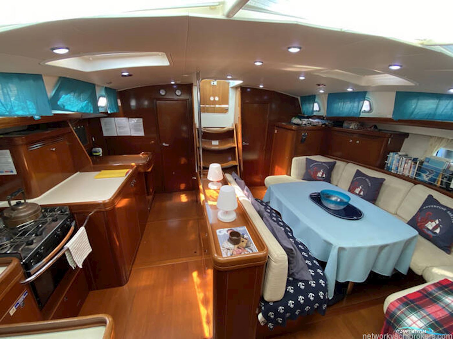 Beneteau Oceanis Clipper 523