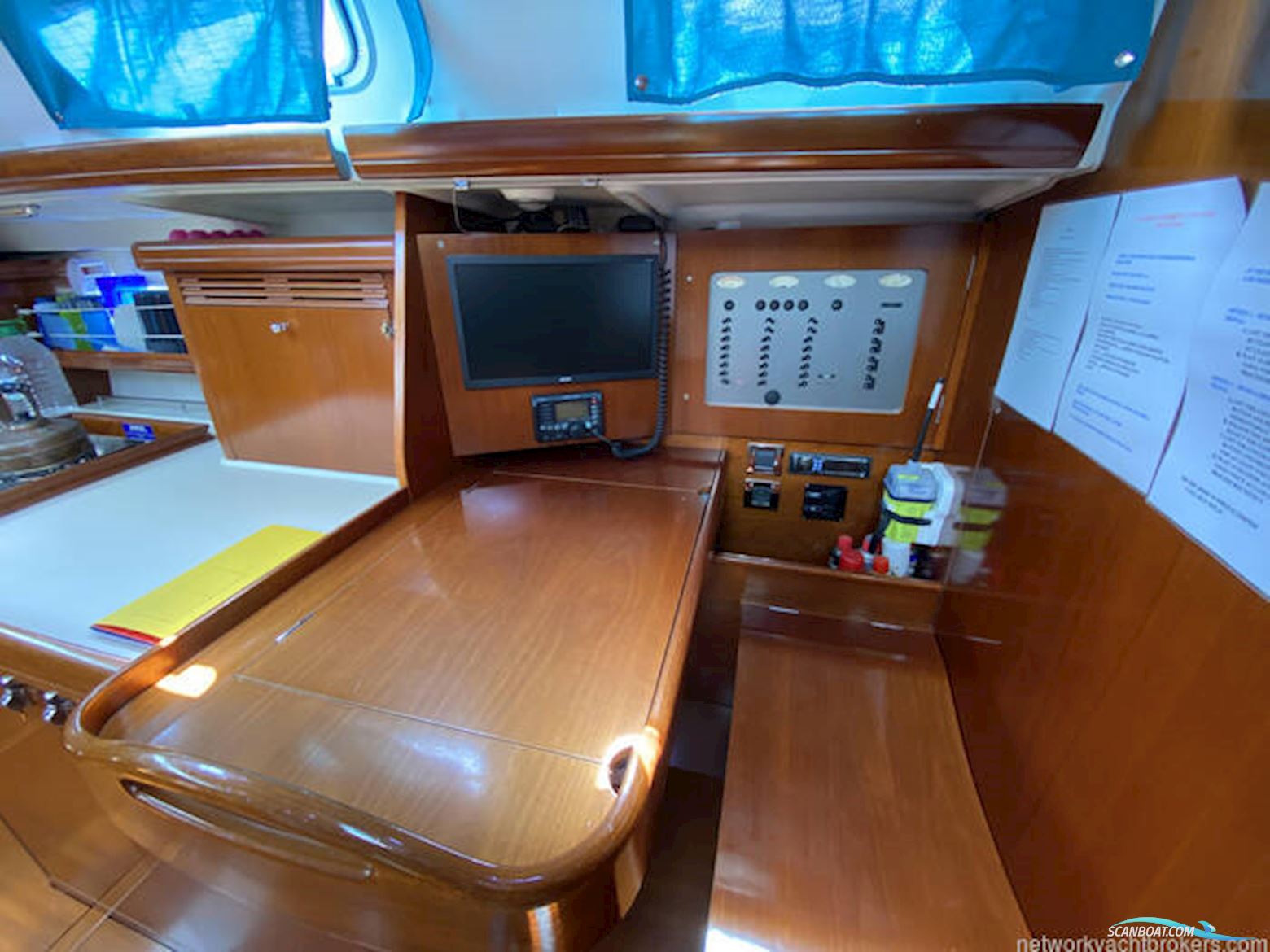 Beneteau Oceanis Clipper 523