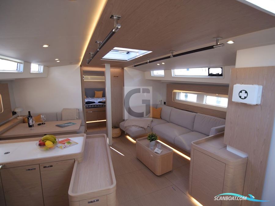 Beneteau Oceanis Yacht 54