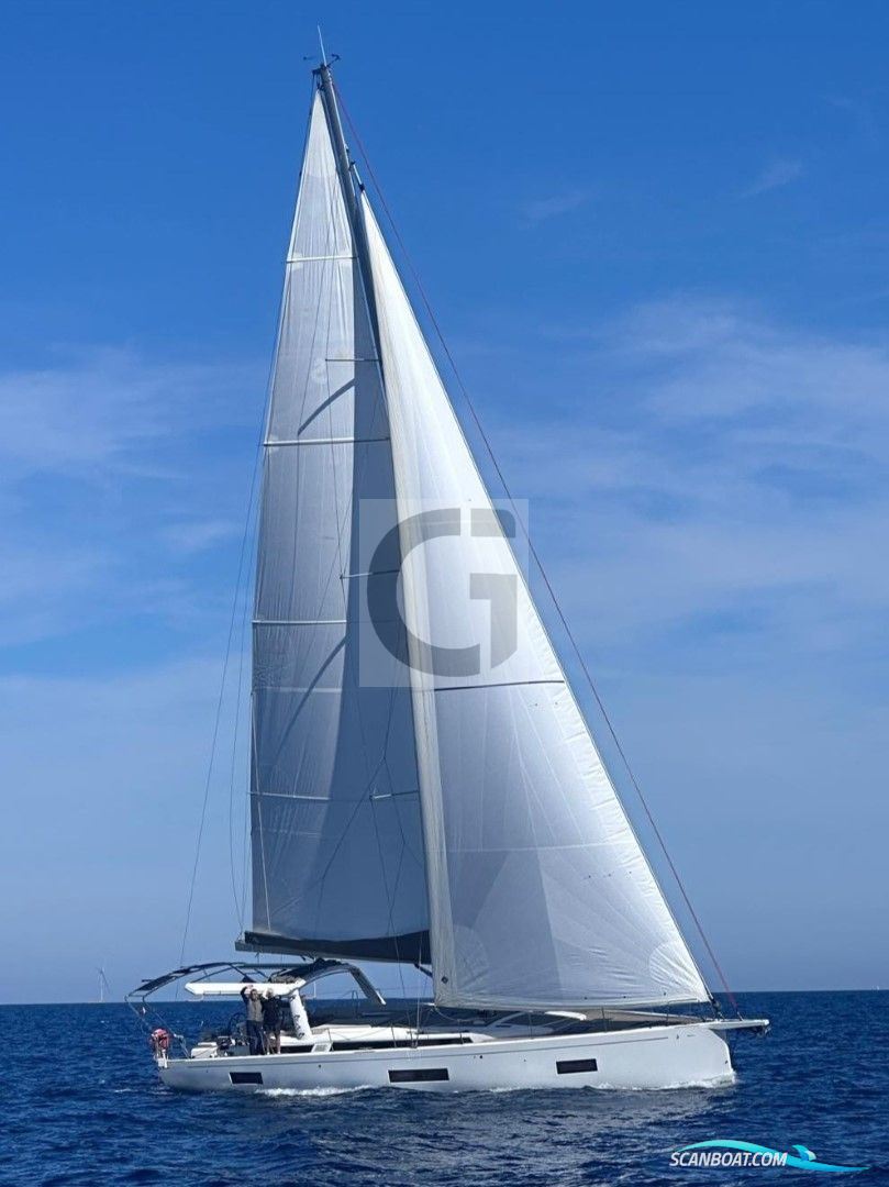 Beneteau Oceanis Yacht 54