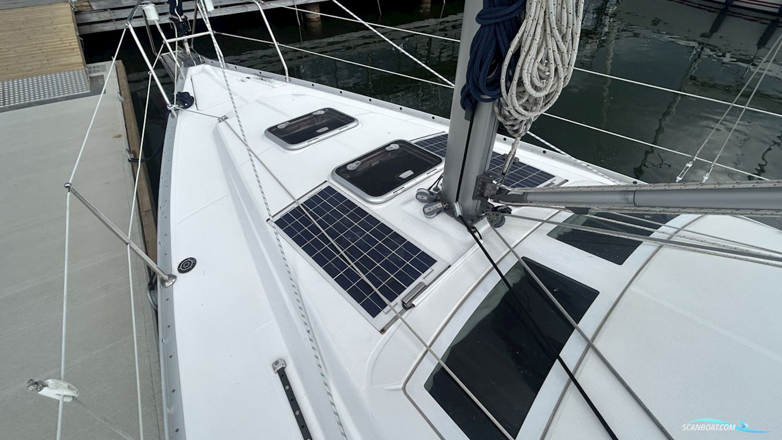 BENETEAU SEGELBÅTAR OCEANIS 323