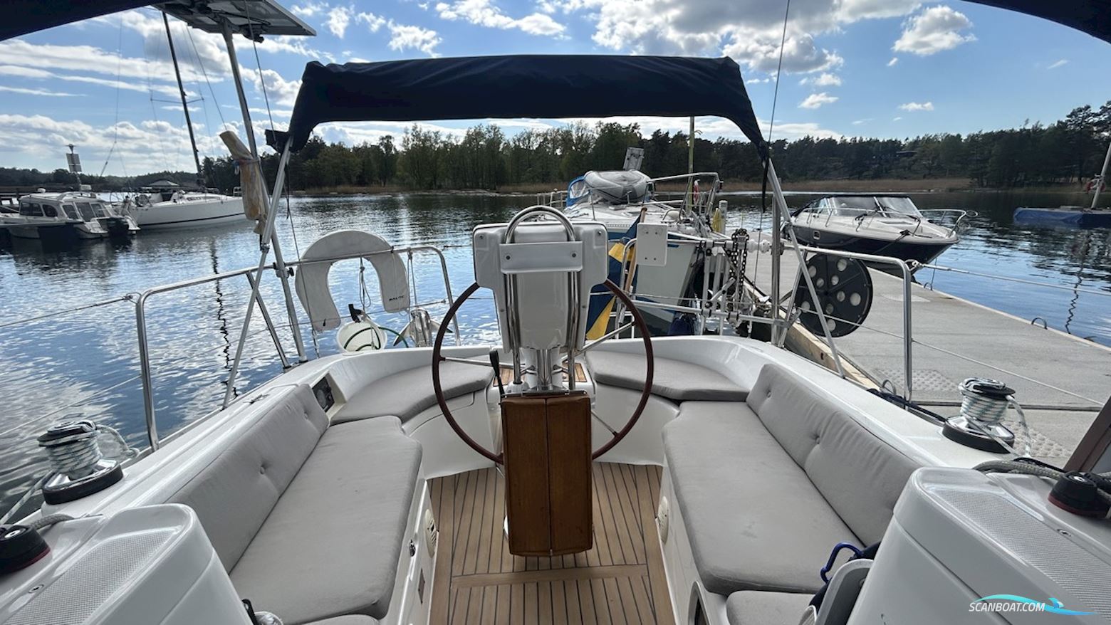 BENETEAU SEGELBÅTAR OCEANIS 323