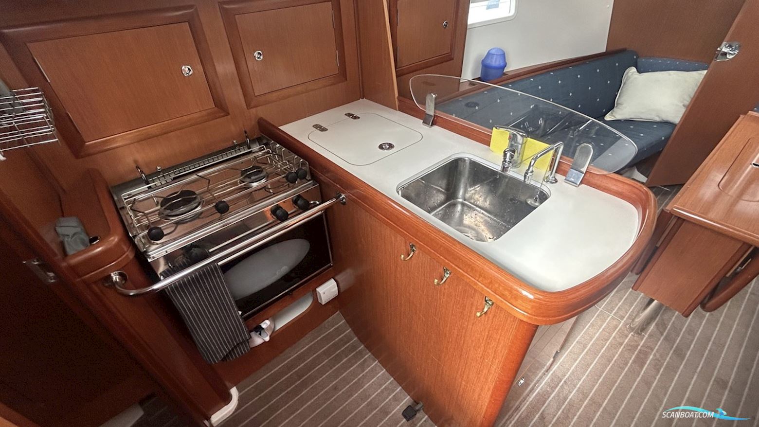 BENETEAU SEGELBÅTAR OCEANIS 323