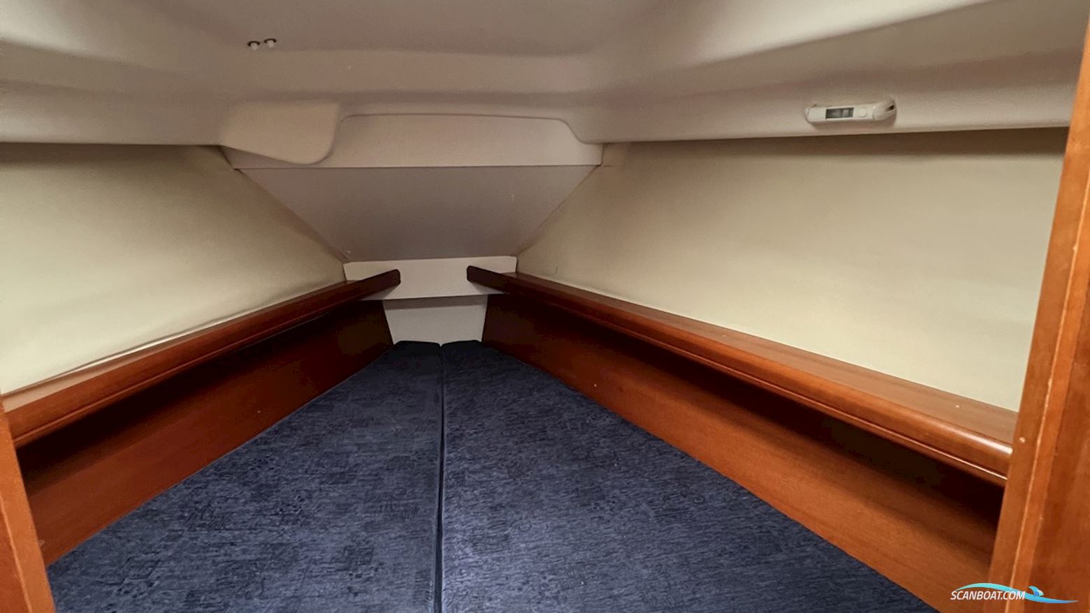 BENETEAU SEGELBÅTAR OCEANIS 323