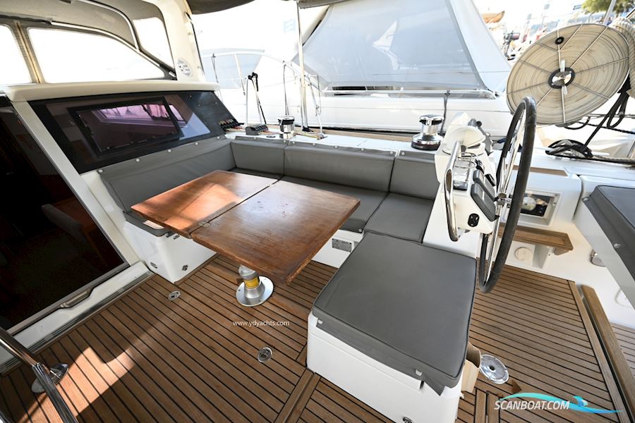 Beneteau Sense 50