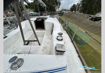 Bruce Roberts 434D Sejlbåd 1996, med Perkins motor, England