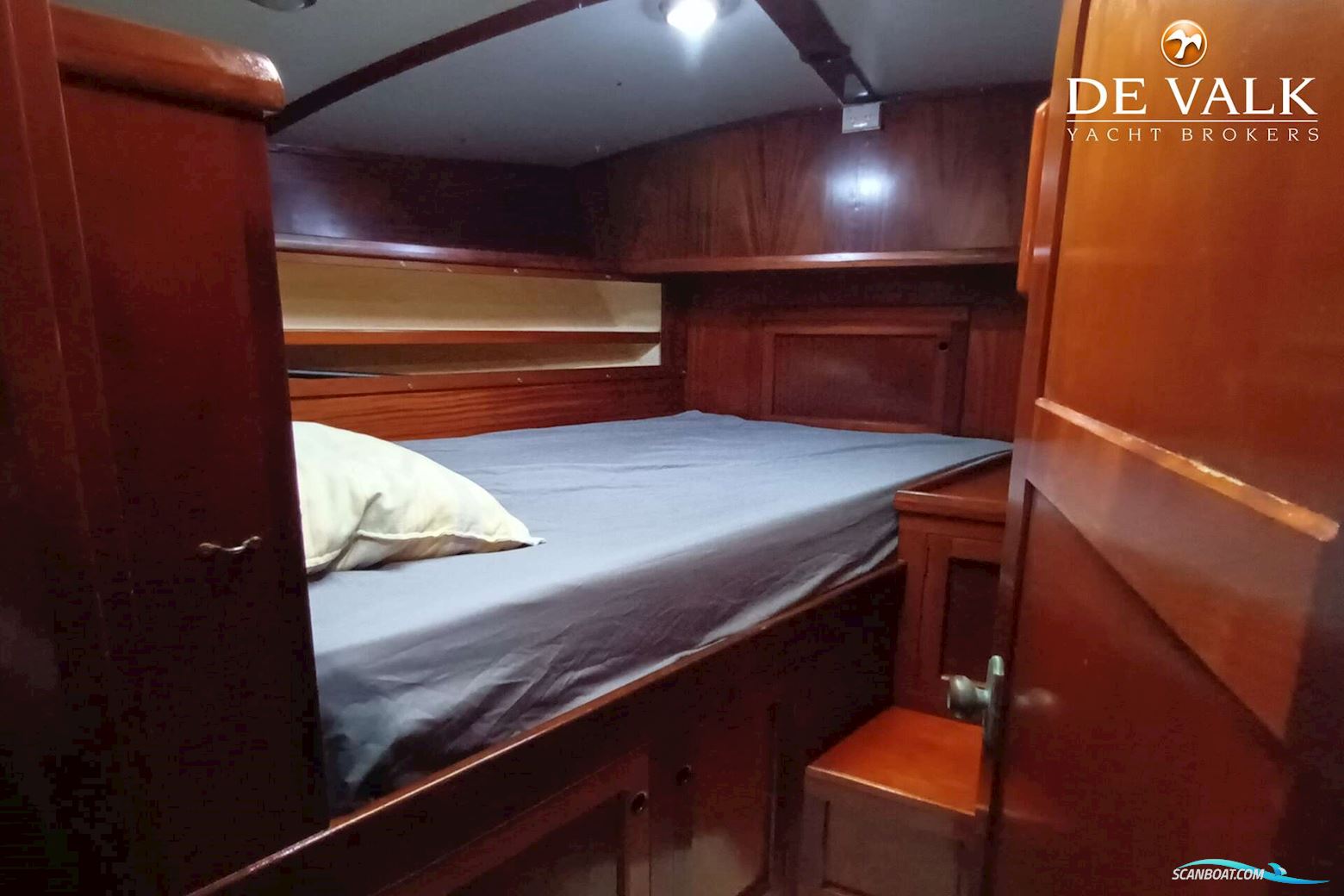 Bruce Roberts 50 (Henry Morgan)