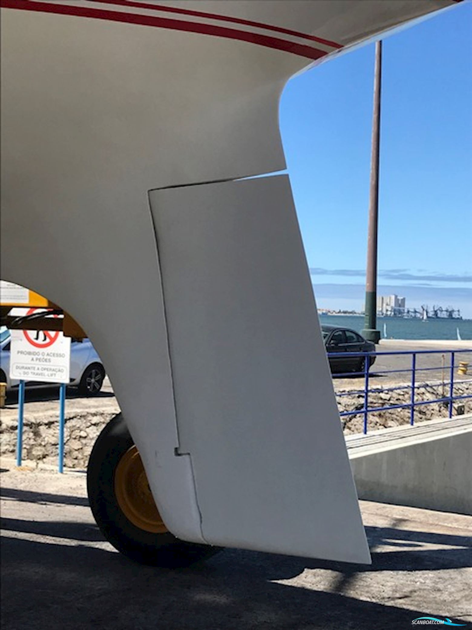 Camper & Nicholsons Two Tonner