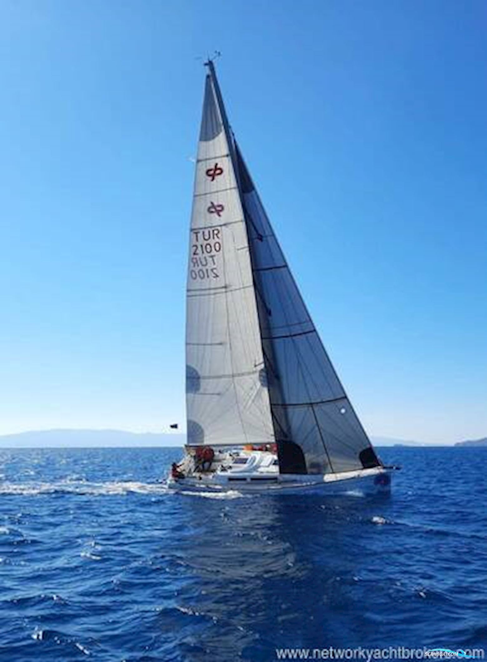 Cantiere Del Pardo Grand Soleil 37 B&C