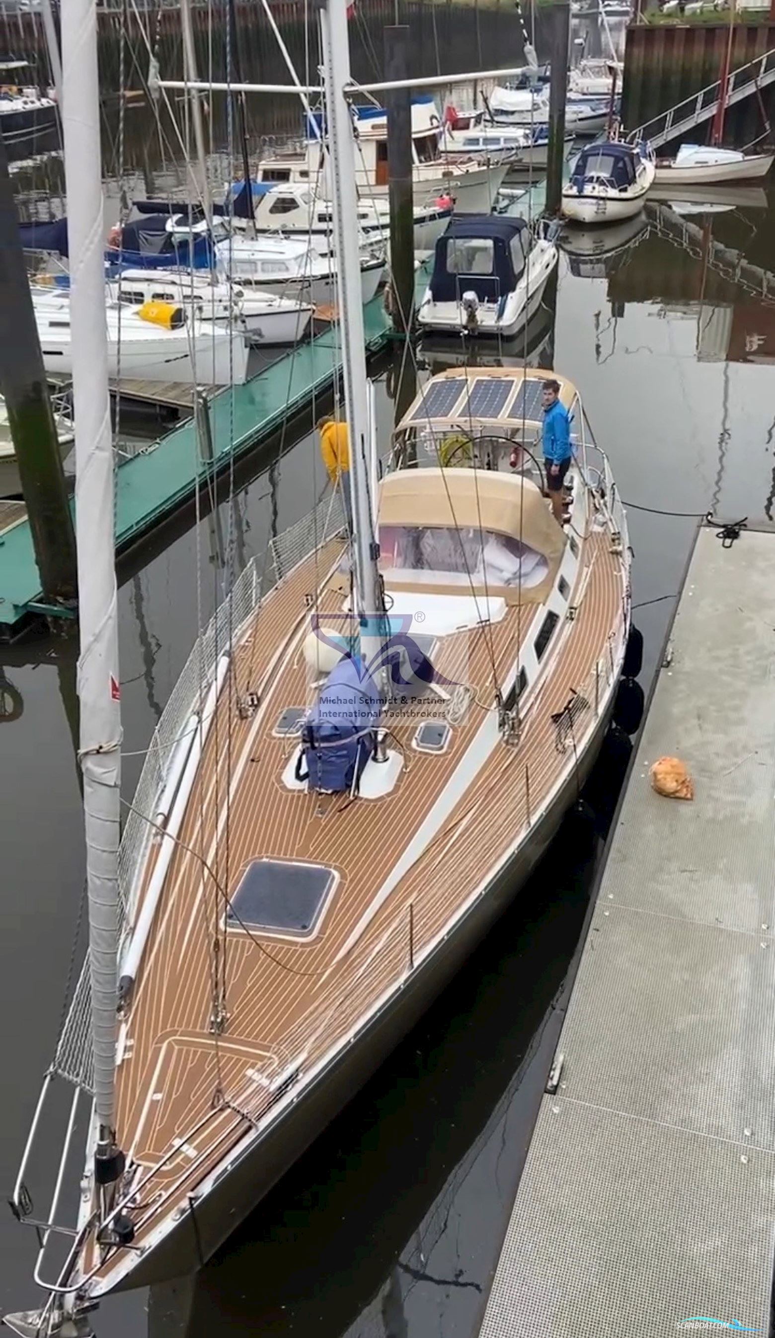 Cantiere Del Pardo Grand Soleil 45