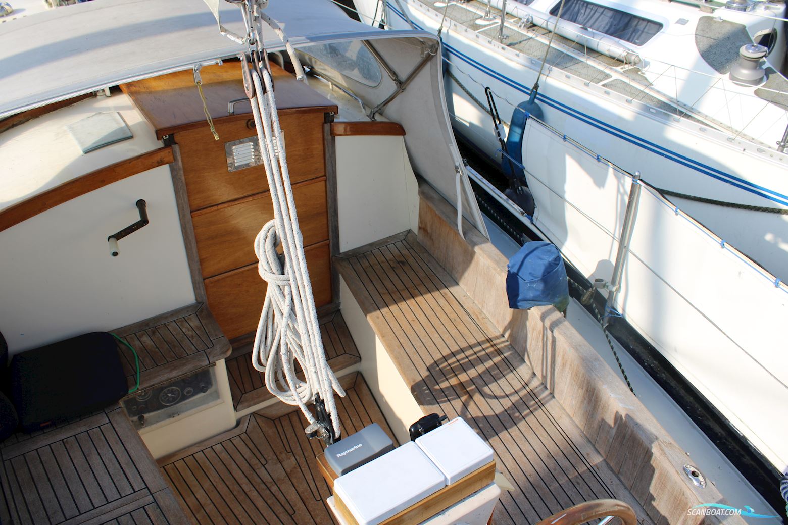 Carena 35