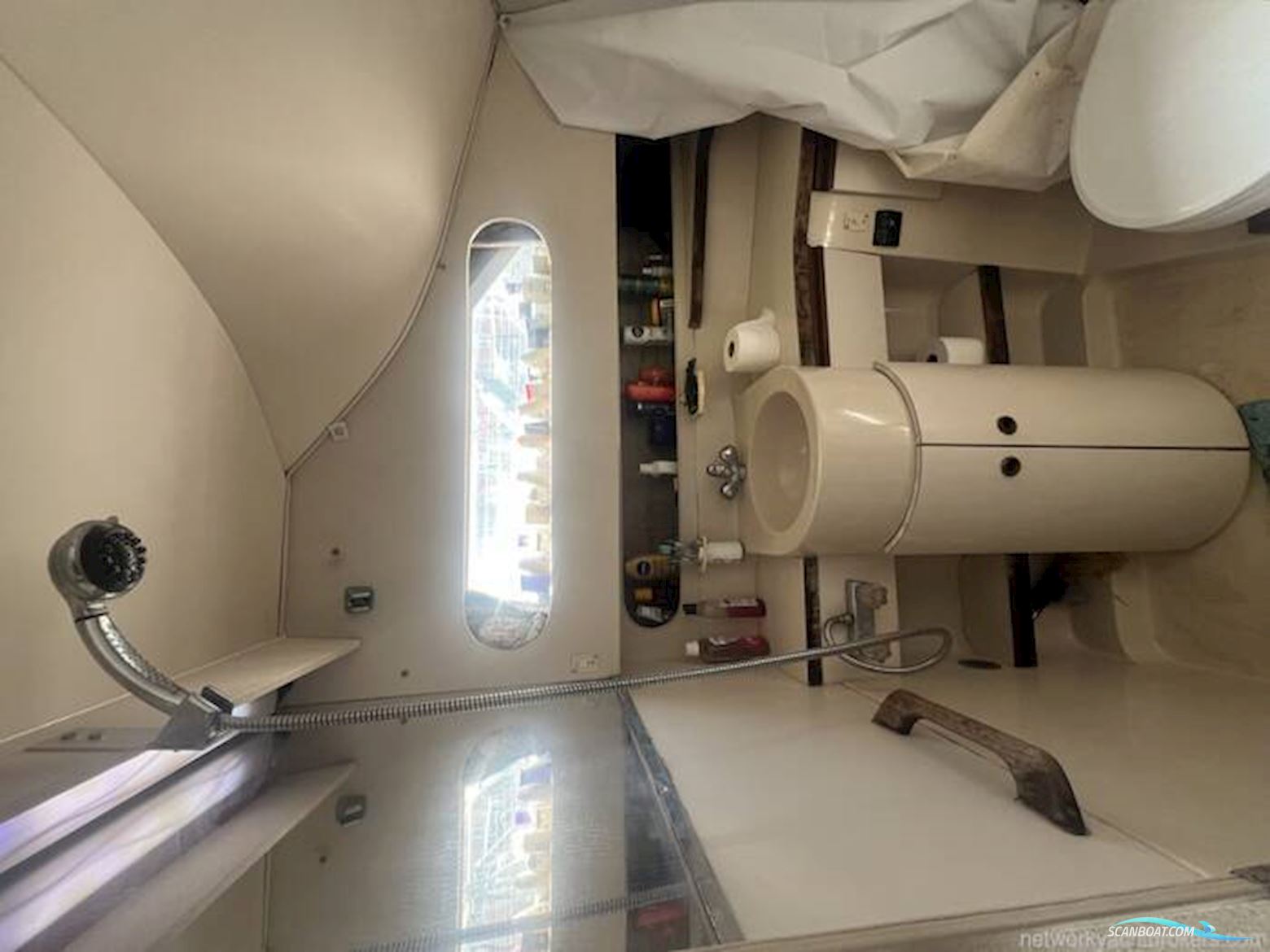 Carver Santego 30