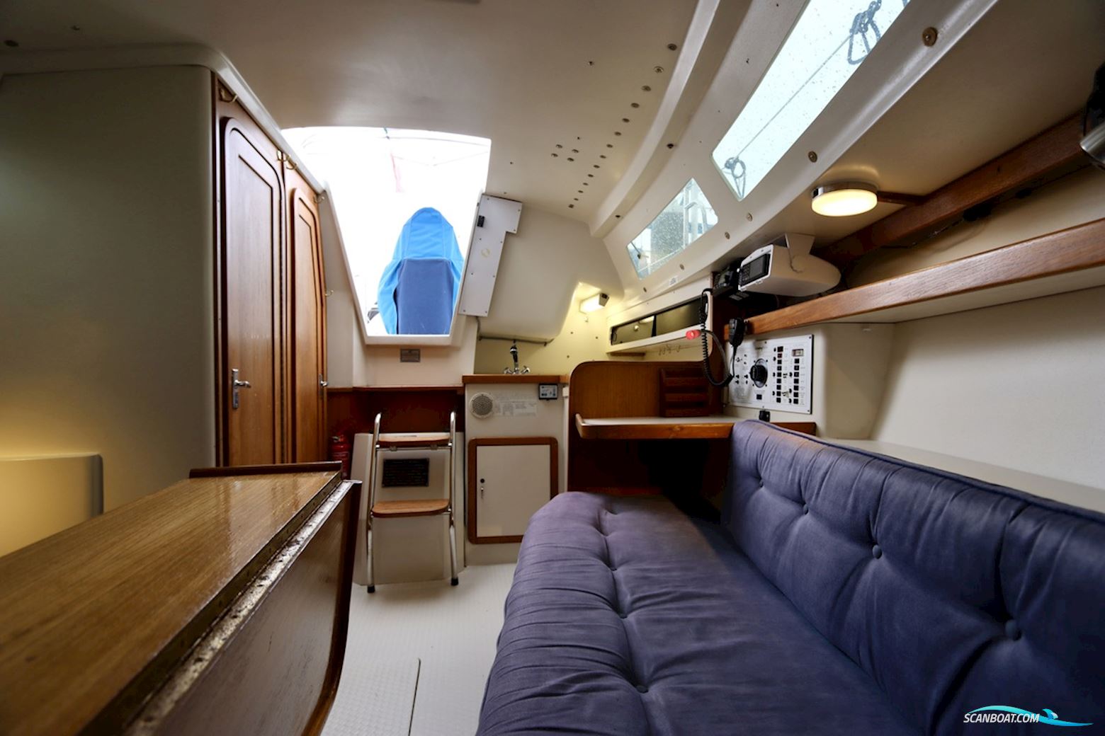 Catalina  270