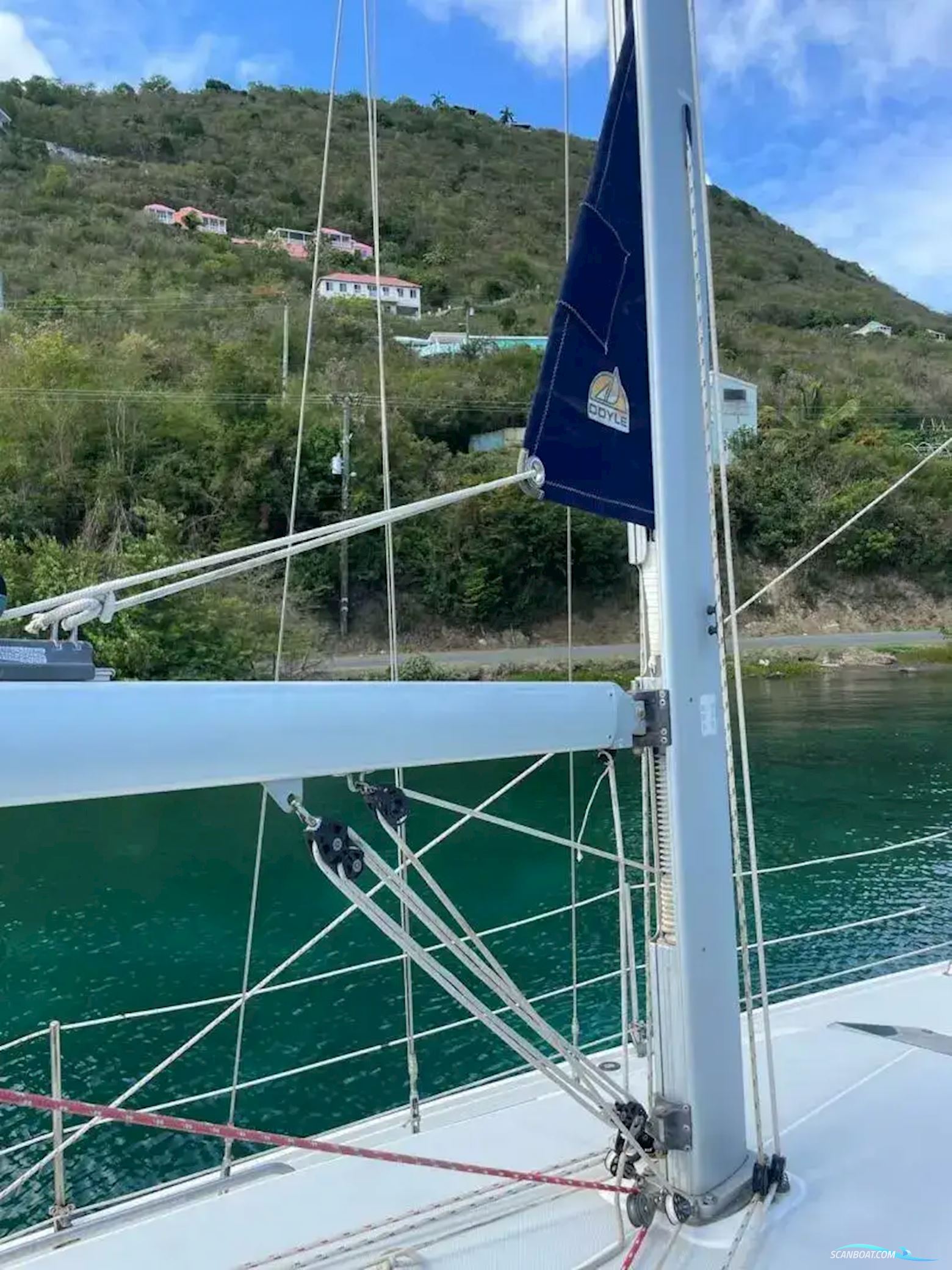 Catalina 320