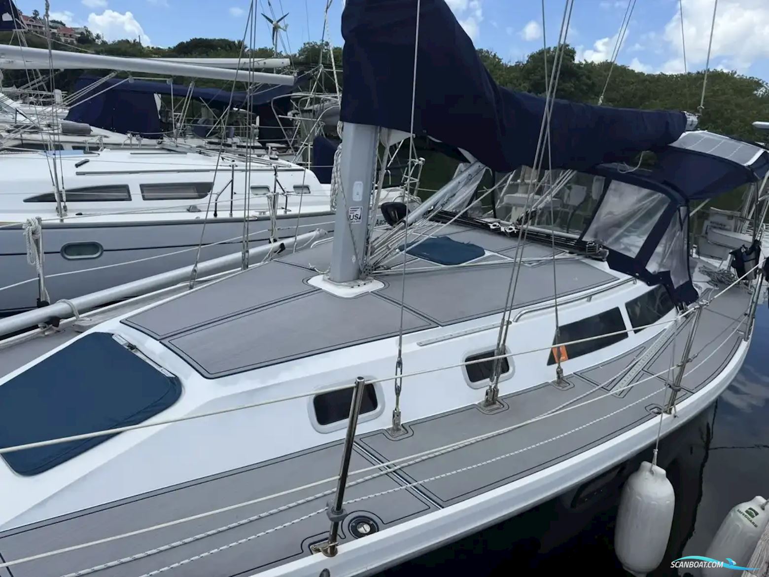 Catalina 320