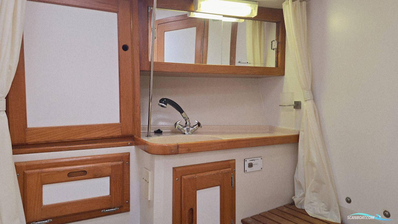 Catalina 36
