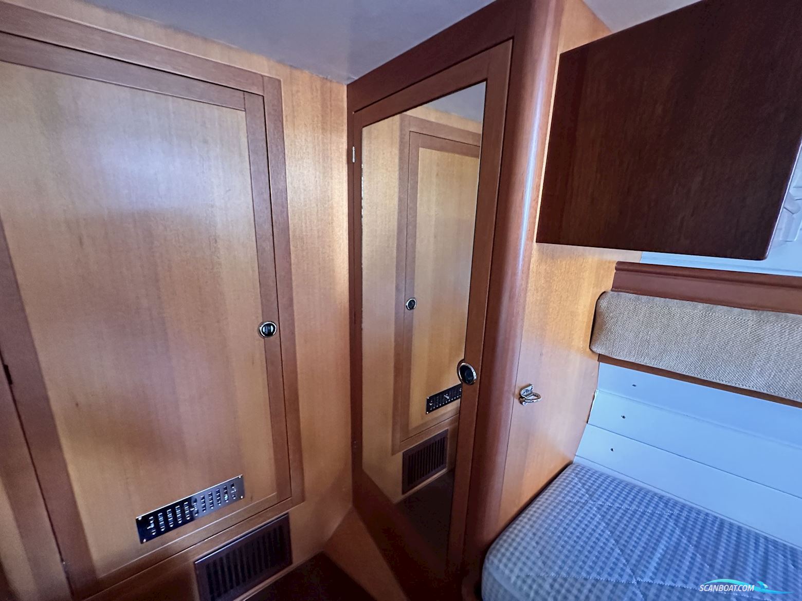 Celeste 36