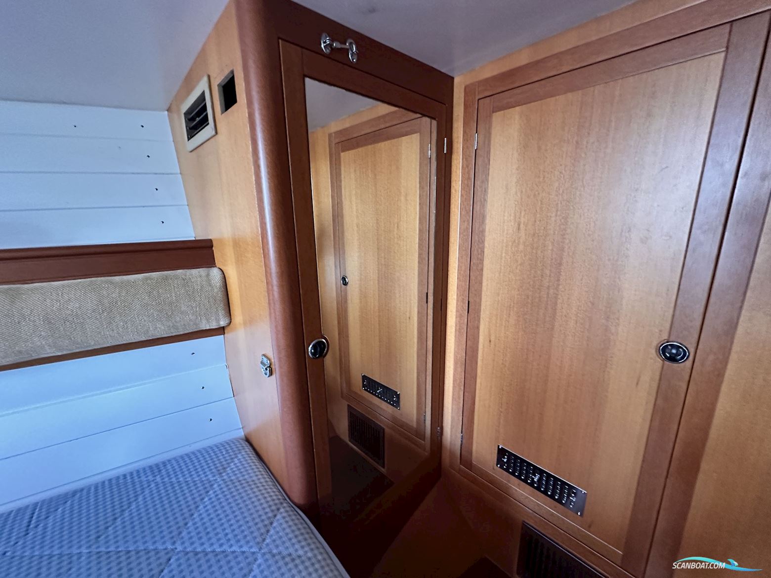 Celeste 36