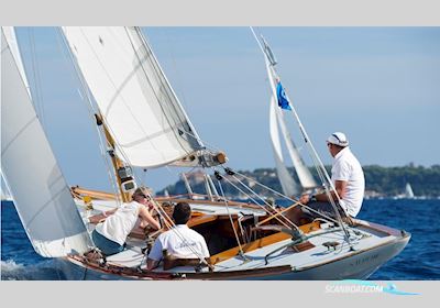 Classic West Solent One Design Sejlbåd 1924, med No engine - as designed motor, England