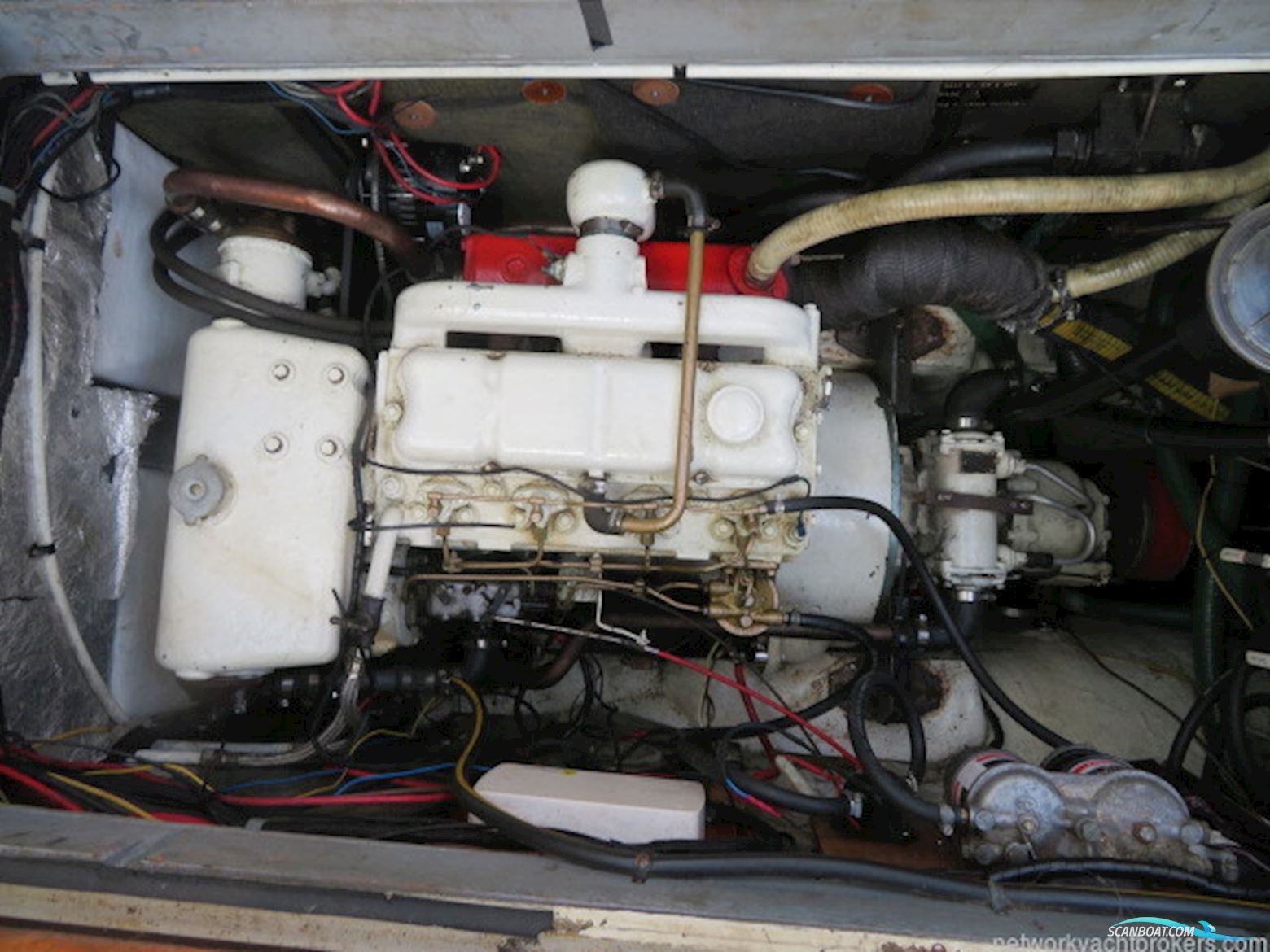 Classic Yacht Great Dane 37