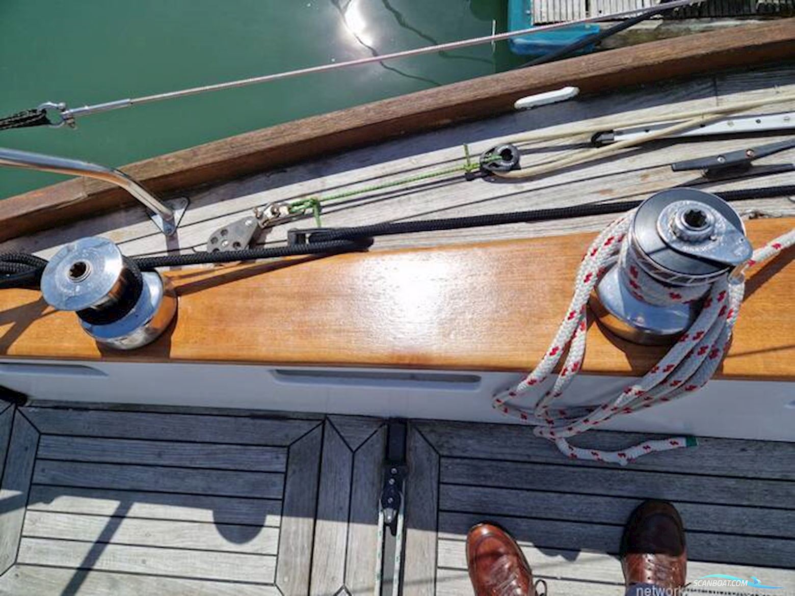 Classic Yacht Robertson 35