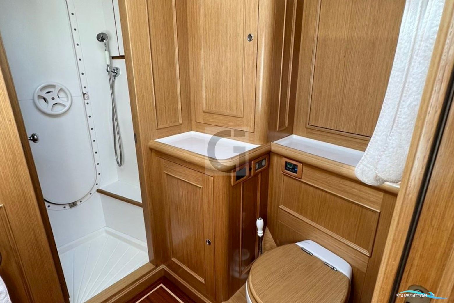 CN Yacht 2000 Felci FY71