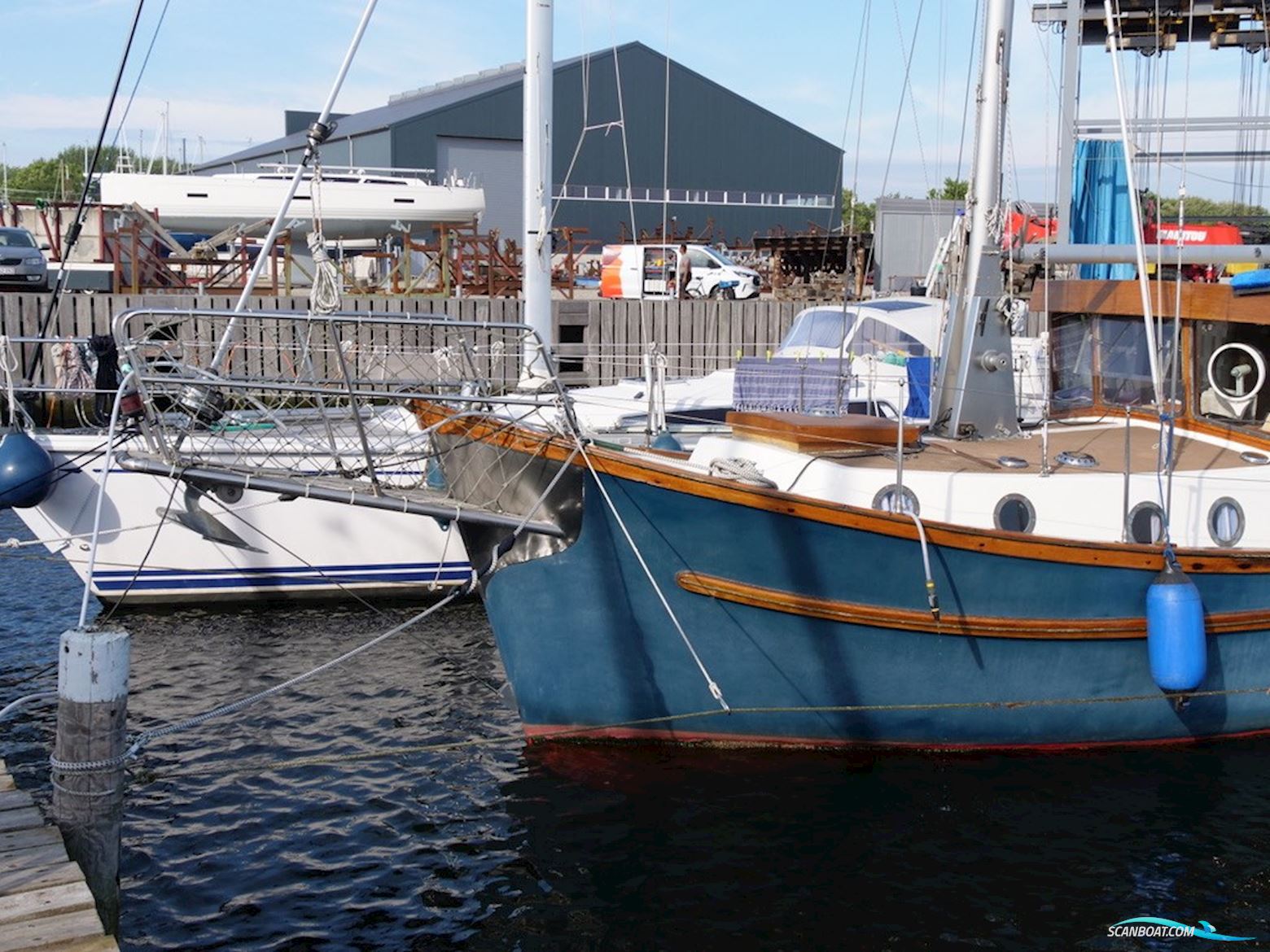 Colvic 29 Coaster Custom