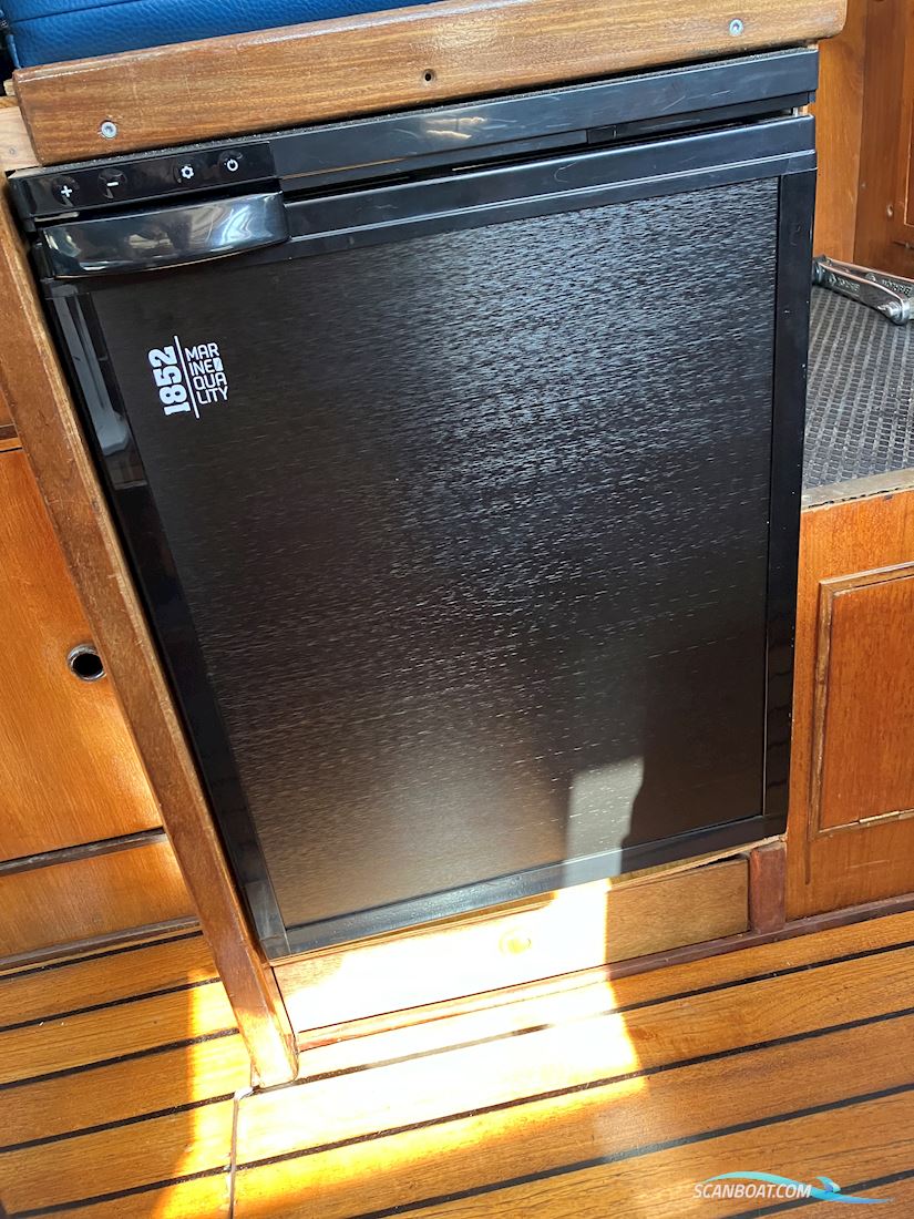 Colvic Victor 34