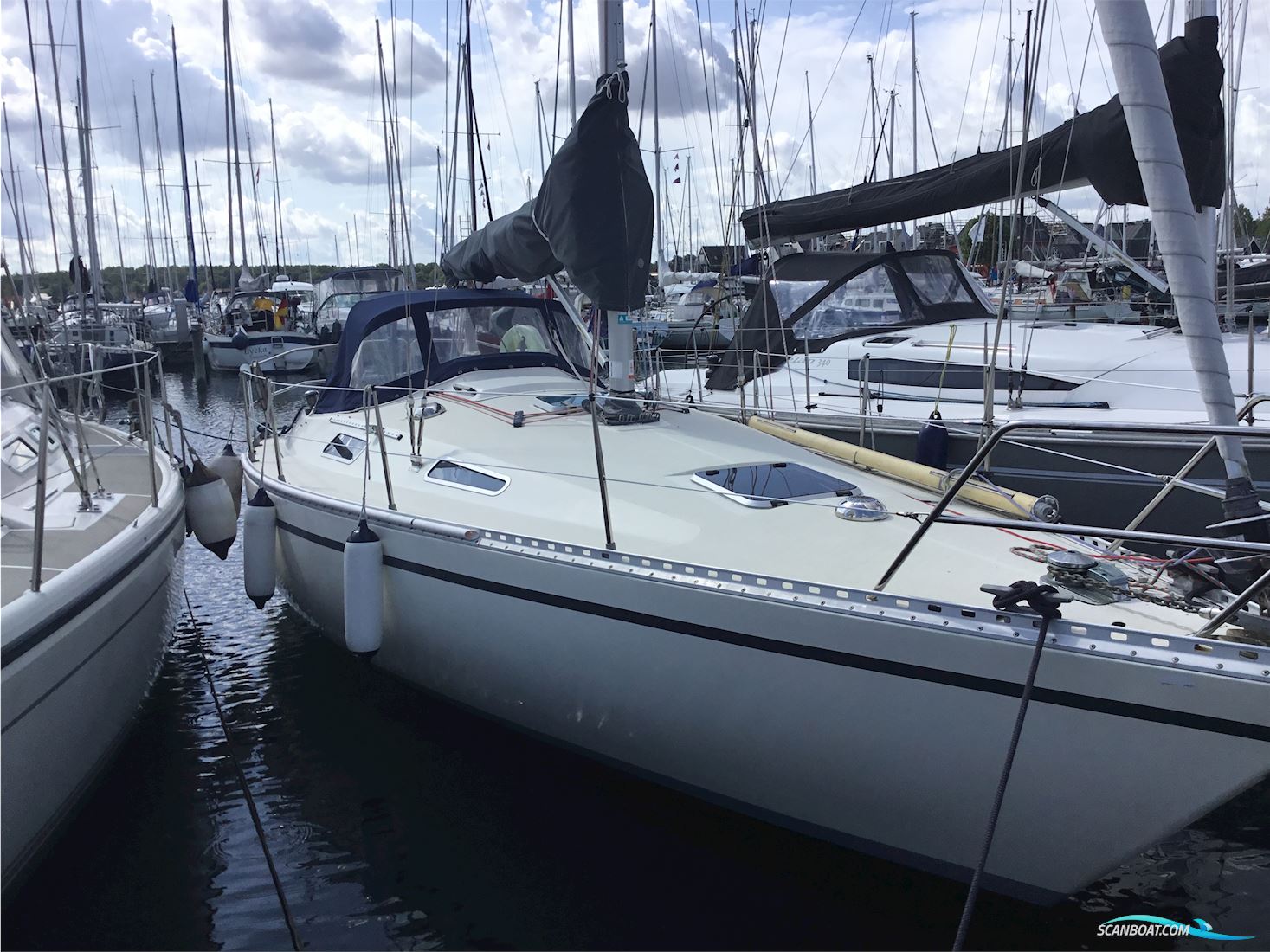 Comfortina 32 Sejlbåd 1986, med Volvo Penta D1-30 B motor, Danmark