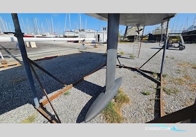 Construction amateur Plan Sam MANUARD Design Sejlbåd 2018, med SOLE motor, Frankrig