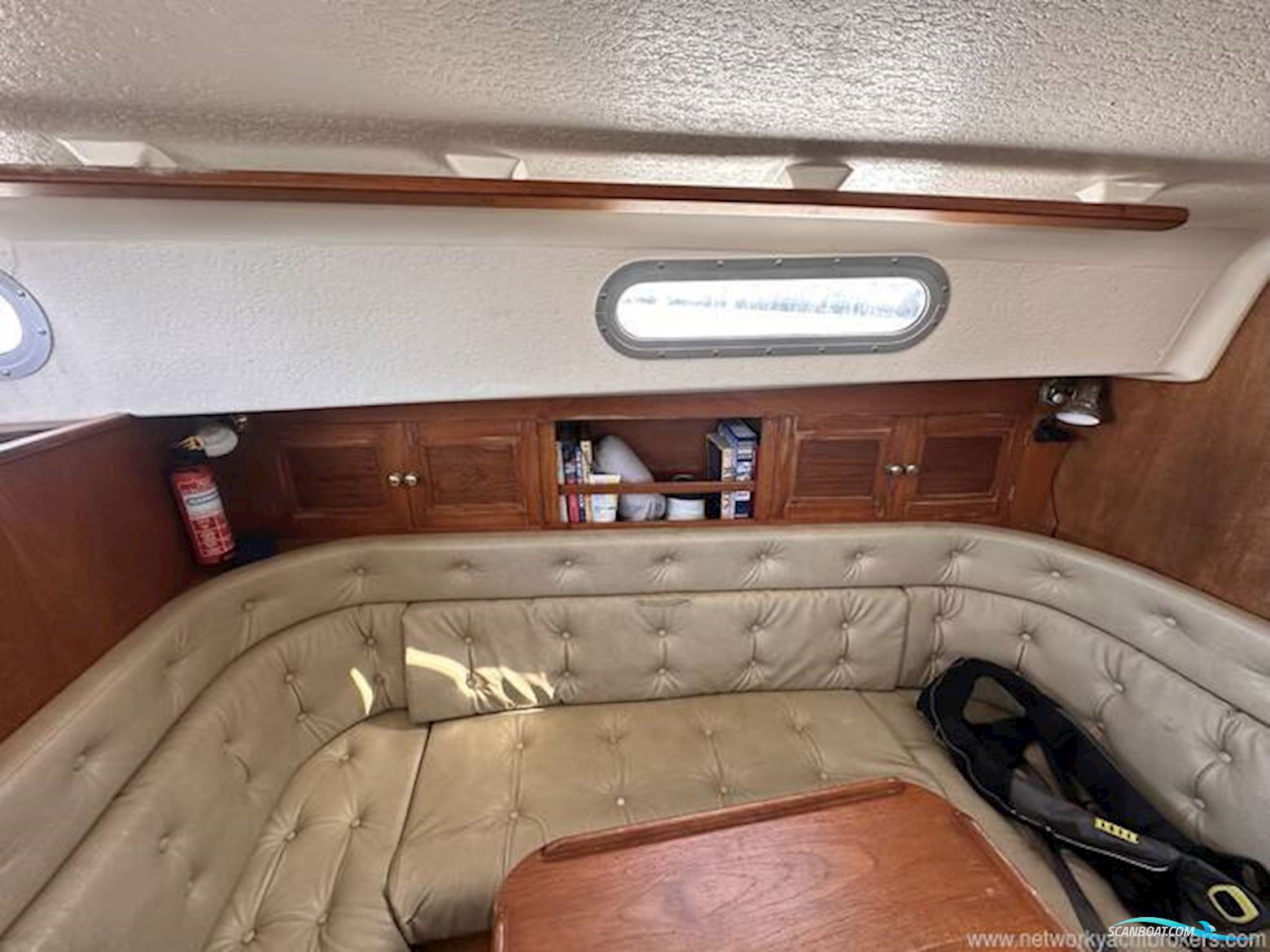 Contessa 32