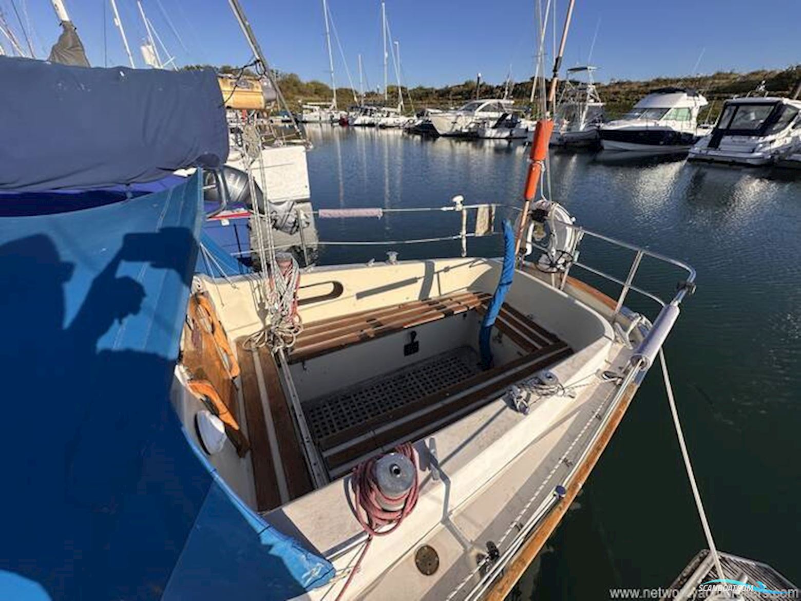Contessa 32