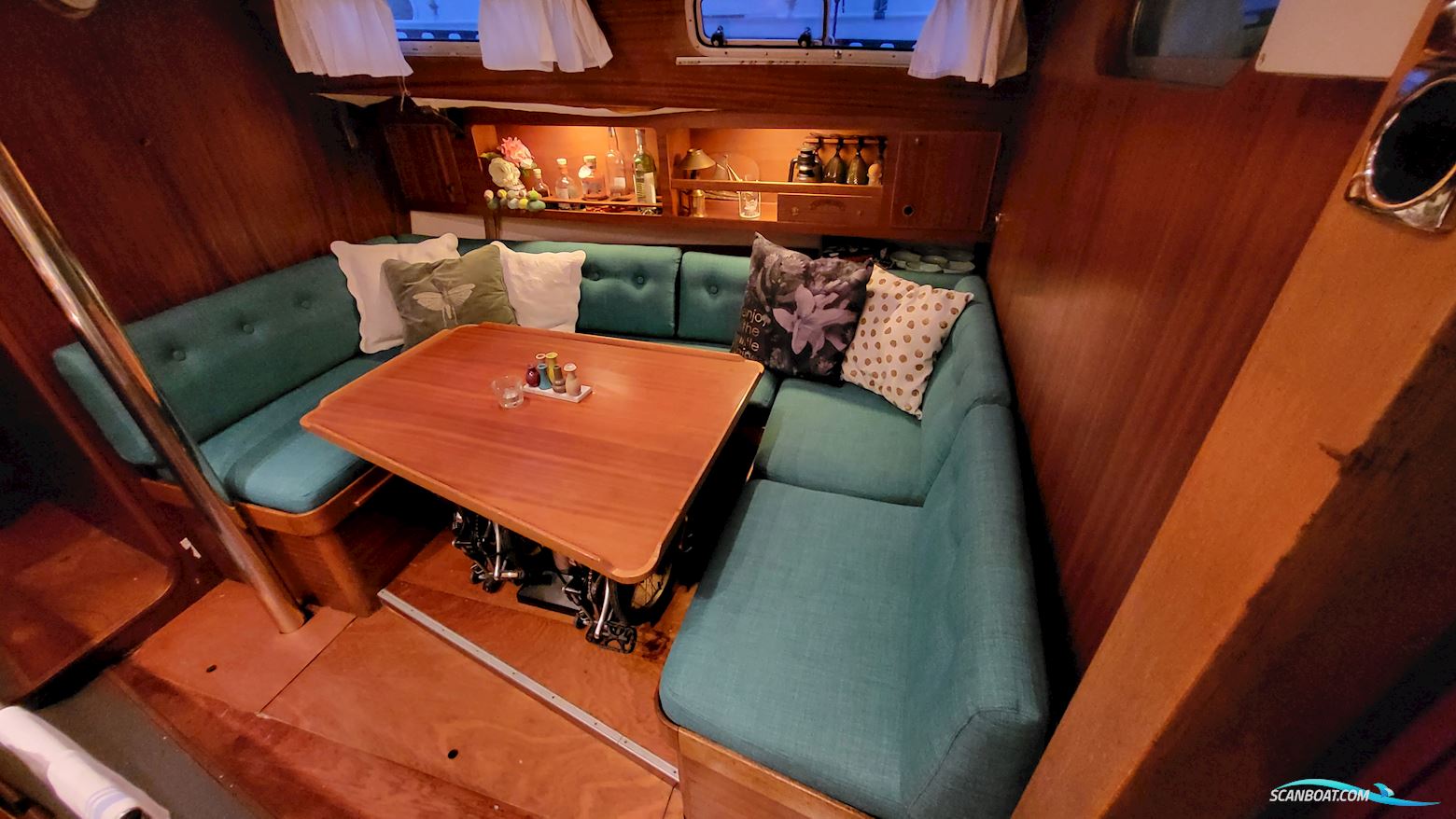 Coronet Elvstrøm 38